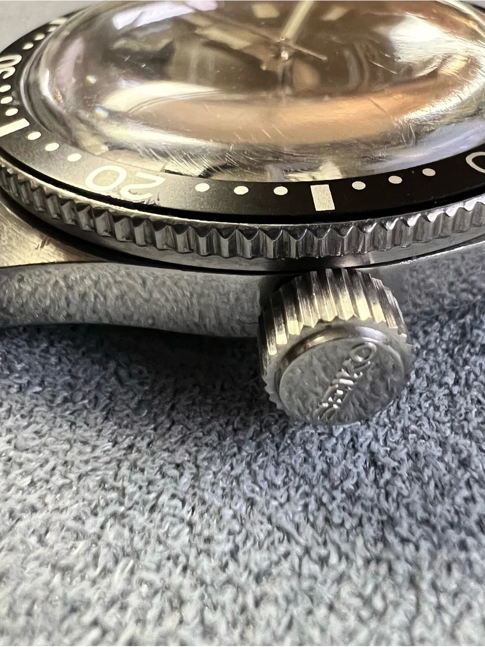 Vintage June 1966 Seiko 62MAS Diver 6217-8001 Big Crown Dolphin Back